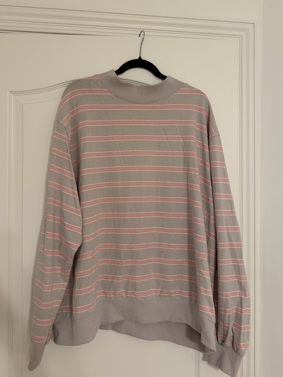 Parke Tops - Women’s parke Valentine’s Day sweatshirt - darling color